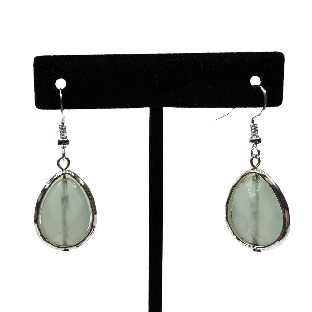 Fashion Teardrop Dangle Drop Earrings Silver Tone Glass Mint Green Beaded